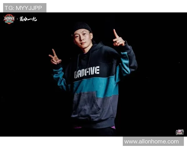 南京攀岩队在世界街舞大赛中的灵活性表现引发热议与赞赏